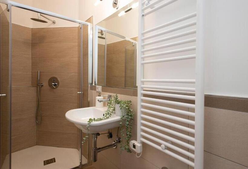 غرفة قياسية رباعية, Villa Le Murelle