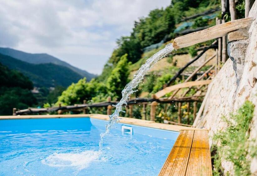 غرفة قياسية ثلاثية, Villa Le Murelle