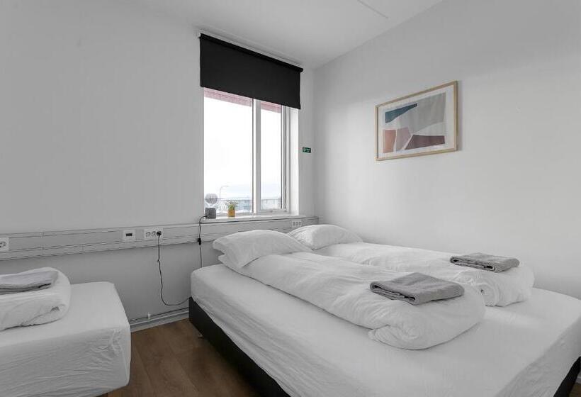 Orta Banyolu Üç Kişilik Standart Oda, Bank Guesthouse