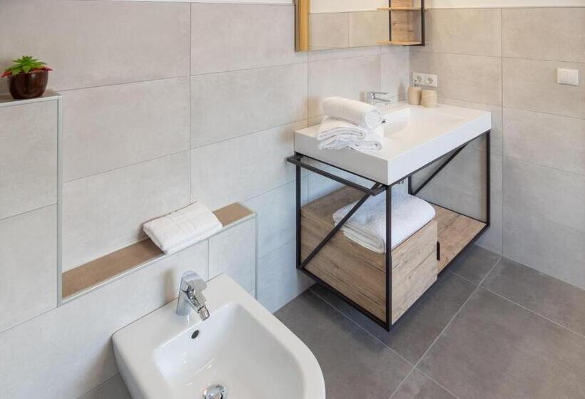 غرفة كومفورت ثلاثية, B&b Frühlingsheim