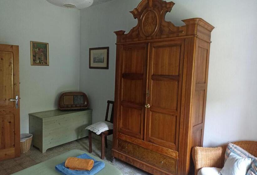 Standard room with outdoor bath, B&b La Scellana