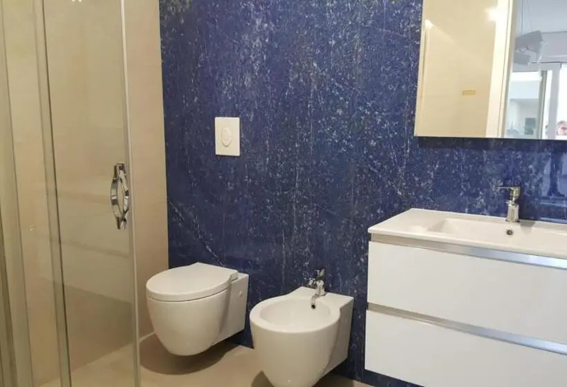 庭の見える１ベッドルームアパートメント, Elite Luxury Residence