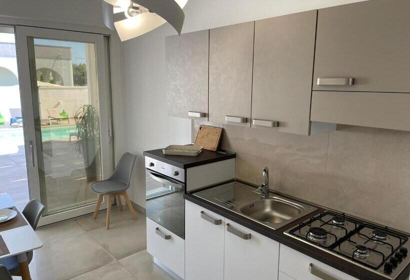 דירת חדר נוף לבריכה, Elite Luxury Residence