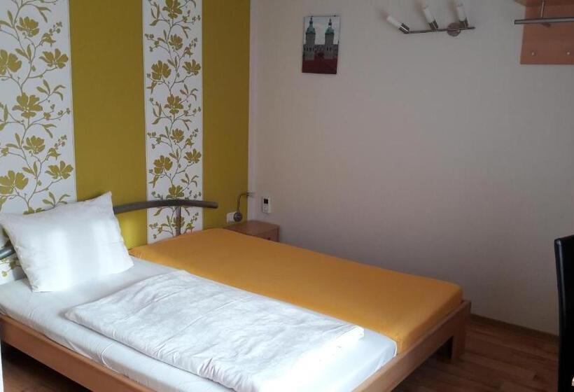 기본룸, Grochlitzer Pension