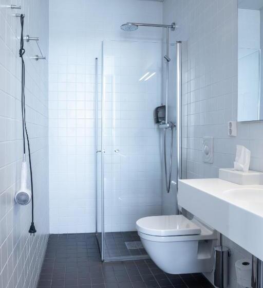 带海景的复工套房, Nordis Apartments Torget 21