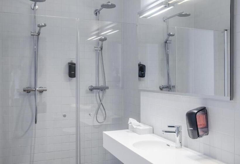 דירת שלושה חדרים, Nordis Apartments   Torget 21