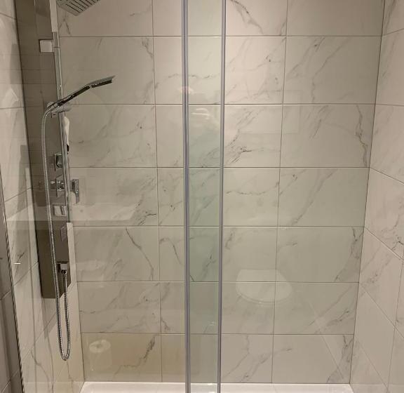 סוויטה דלוקס, La Bohème   Bed & Breakfast