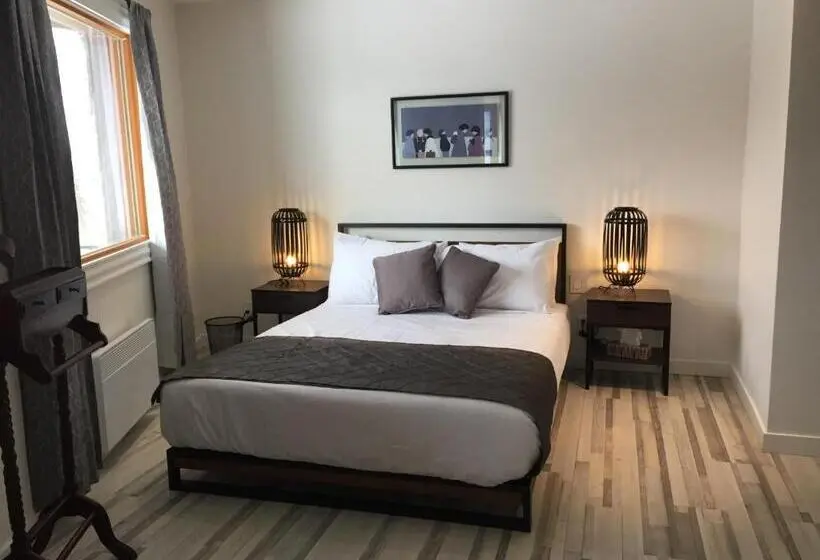 デラックススイート, La Bohème   Bed & Breakfast