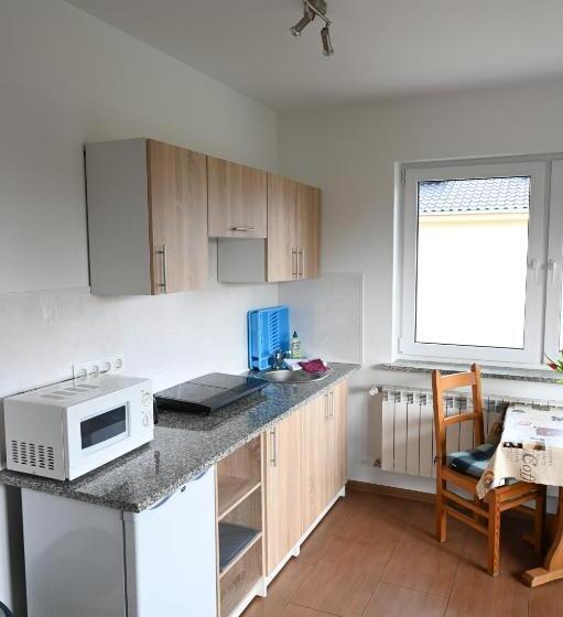 Апартаменты 1 Спальня с Террасой, Pension Nele Für Monteure Nahe Berlin