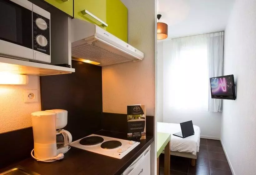 ダブルベッドのスタンダードスタジオ, All Suites Bordeaux Lac  Parc Des Expositions