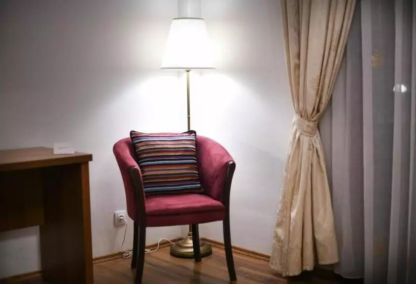 Standard-studio, Cabrio Apart