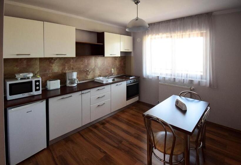 带1个卧室的公寓, Cabrio Apart