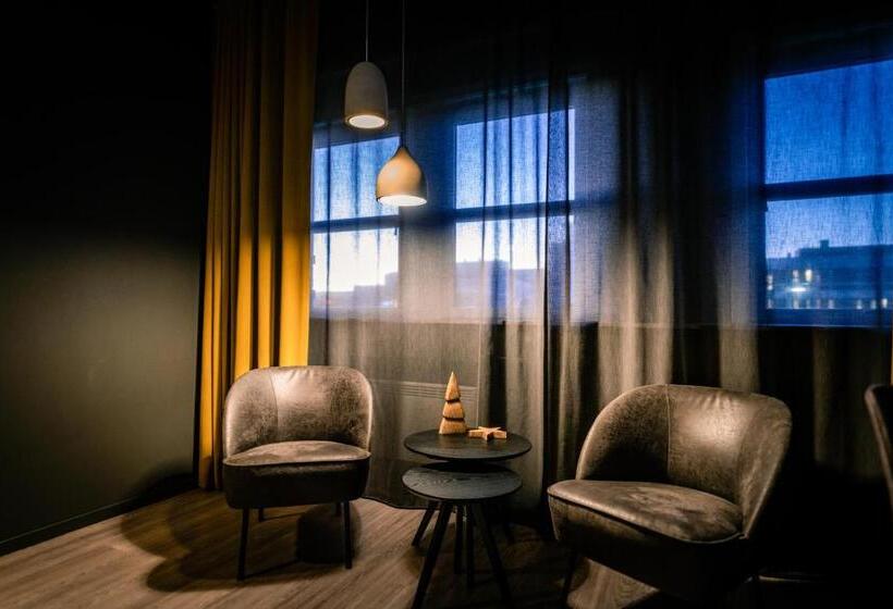 디럭스 룸, Canyon Hotell