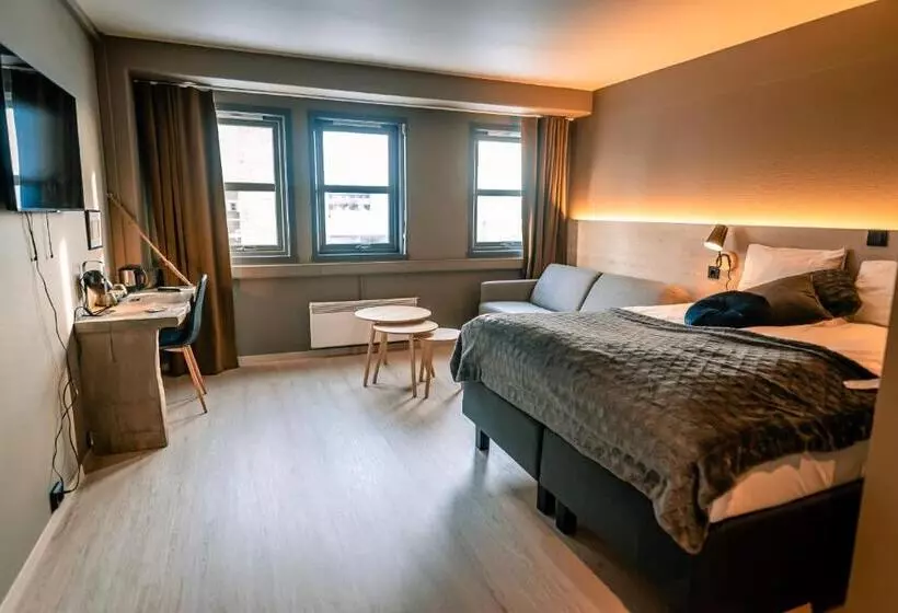 اتاق سوپریور سه تخته, Canyon Hotell