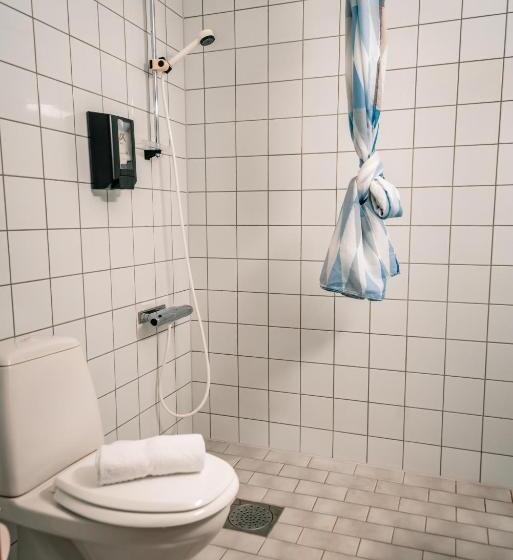 이코노미 룸, Canyon Hotell