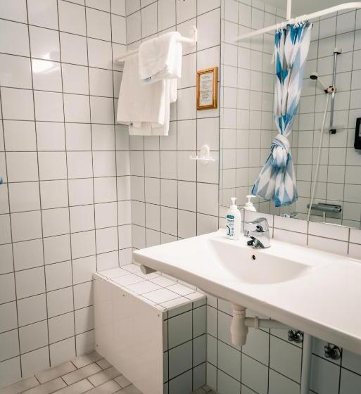 이코노미 룸, Canyon Hotell