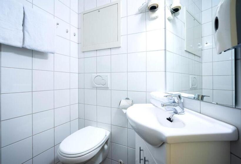 수피리어 룸, Enter City