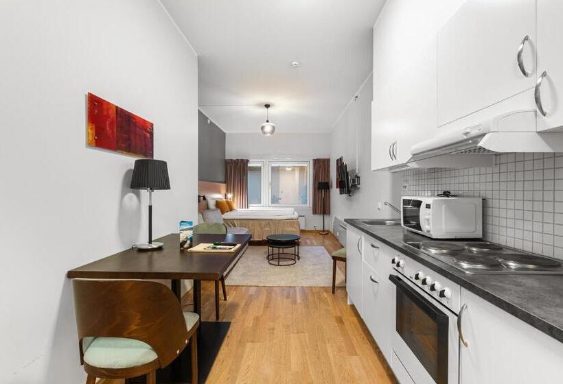 수피리어 룸, Enter City