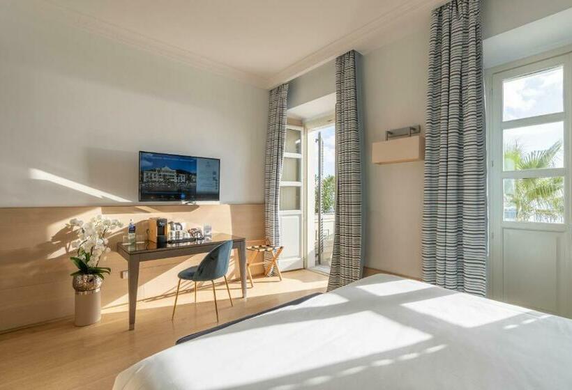 Люкс с Террасой, Grand Hotel Alassio Beach & Spa Resort