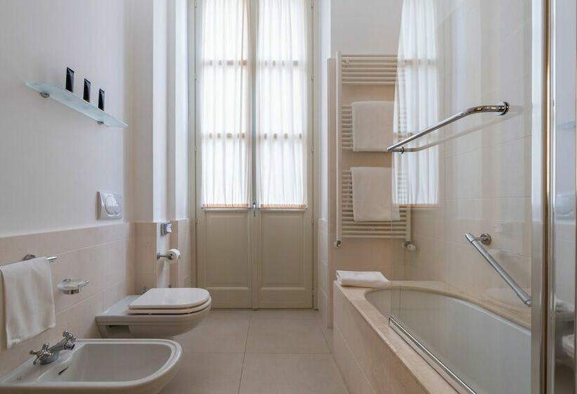 Люкс Классика, Grand Hotel Alassio Beach & Spa Resort