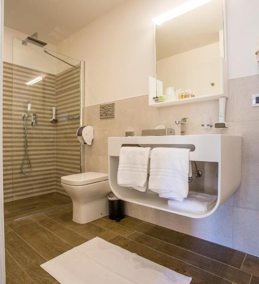 شقة غرفة واحدة مطلة على البحر, Ambassador