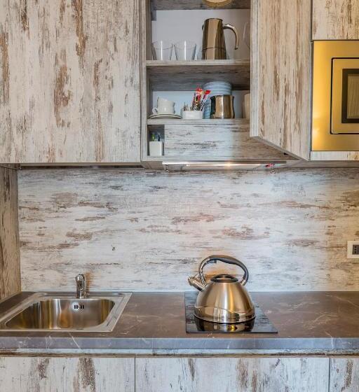 شقة غرفة واحدة مطلة على البحر, Ambassador