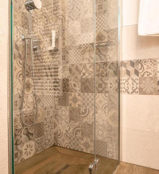 شقة غرفة واحدة مطلة على البحر, Ambassador