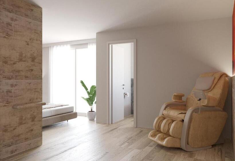 غرفة ديلوكس, Ambassador