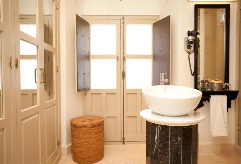 Superior Suite, Balcon De Cordoba