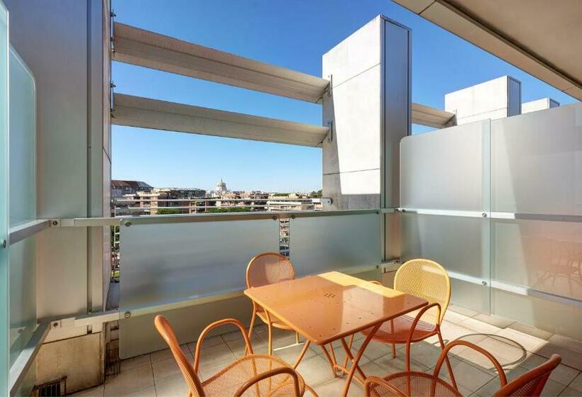 חדר משפחתי, Precise House Mantegna Roma