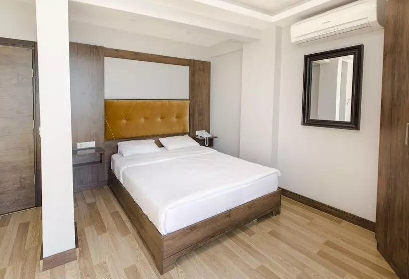 Standard Single Room, Bucoleon By Cheers