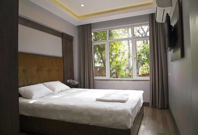 Delüks Oda, Bucoleon By Cheers