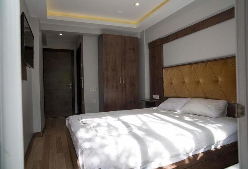 Delüks Oda, Bucoleon By Cheers