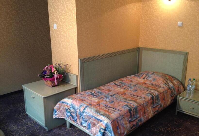 חדר סטנדרט יחיד, Calisia