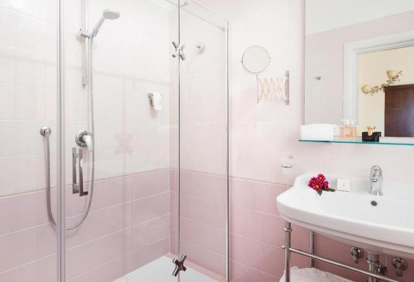 غرفة قياسية, Corsignano