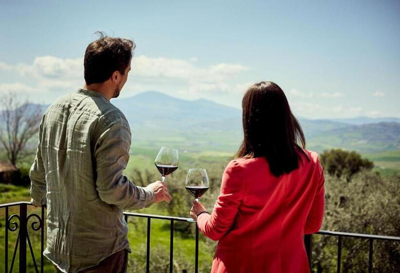 غرفة سوبيريور, Corsignano