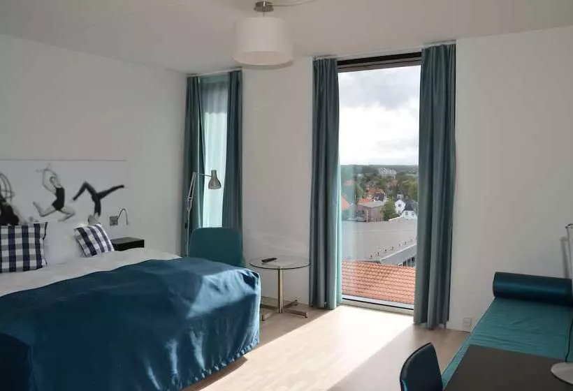 اتاق خانوادگی, Dgi Huset Herning