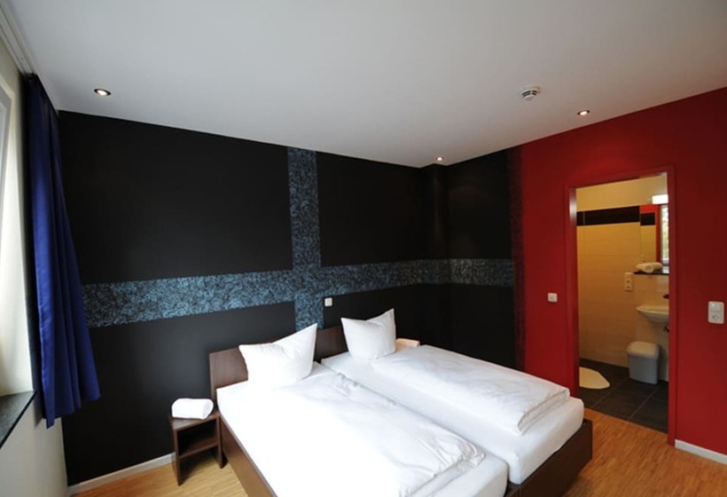 اتاق استاندارد چهارنفره با سرویس بهداشتی مشترک, Holi City Apart Hotel Berlin