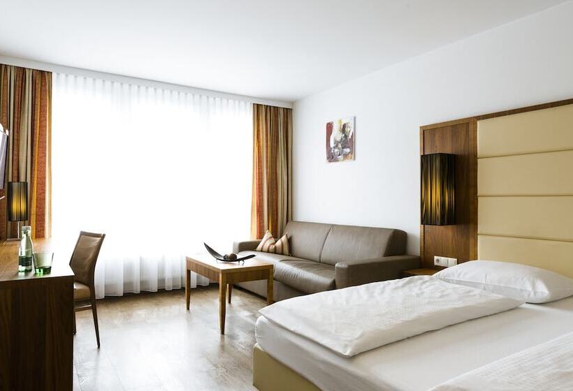 标准间, Kapeller Innsbruck