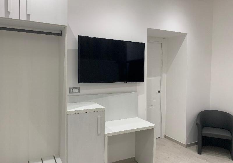 スタンダードルーム, Mercure Warszawa Airport