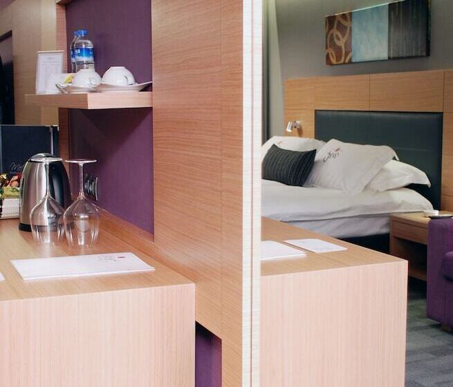 غرفة قياسية, Met