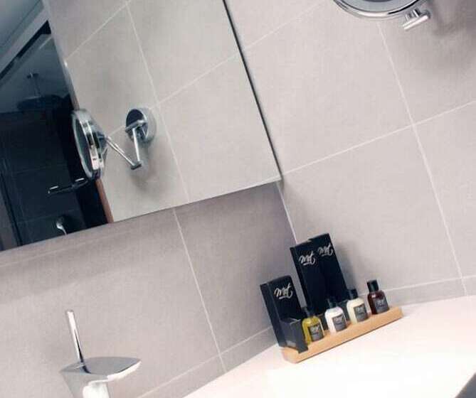 غرفة سوبيريور, Met