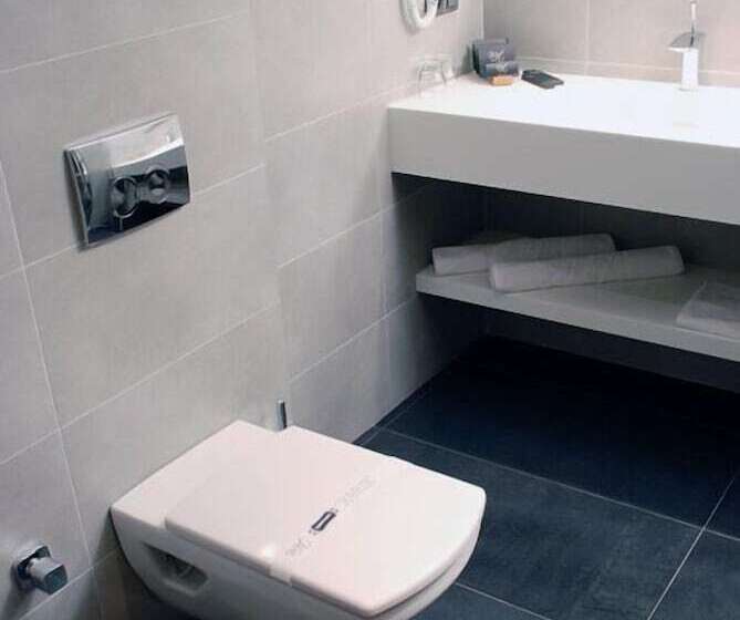 غرفة سوبيريور, Met