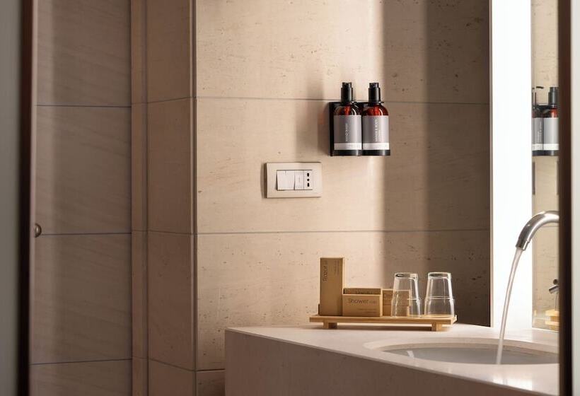 סוויטת ג'וניור, Precise House Mantegna Roma