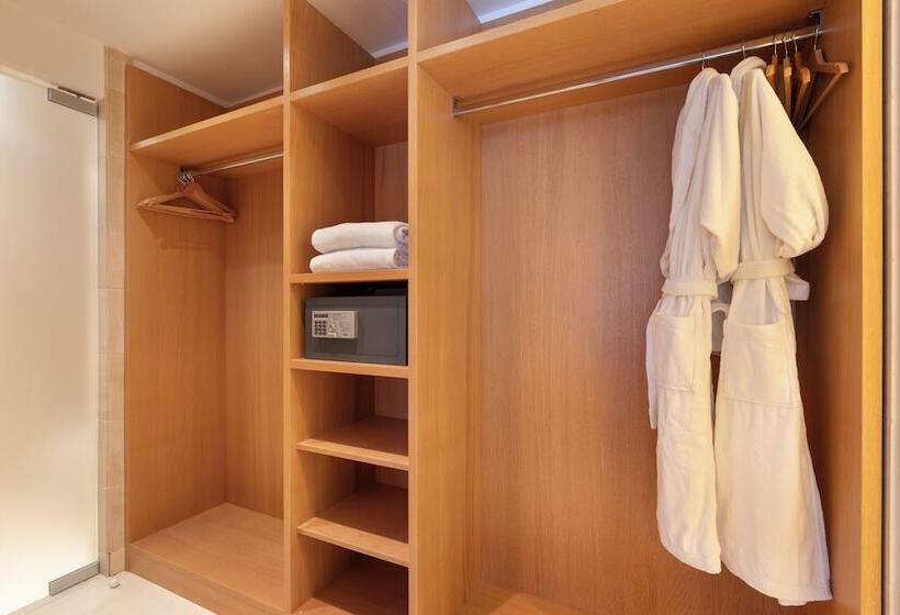 סוויטה, Precise House Mantegna Roma