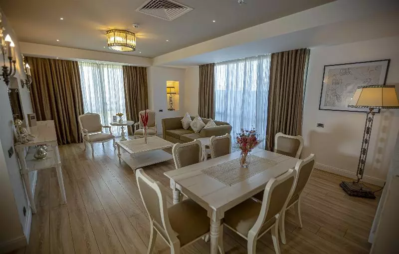 سوئیت با تخت بزرگ, Ramada Plaza By Wyndham Mardin