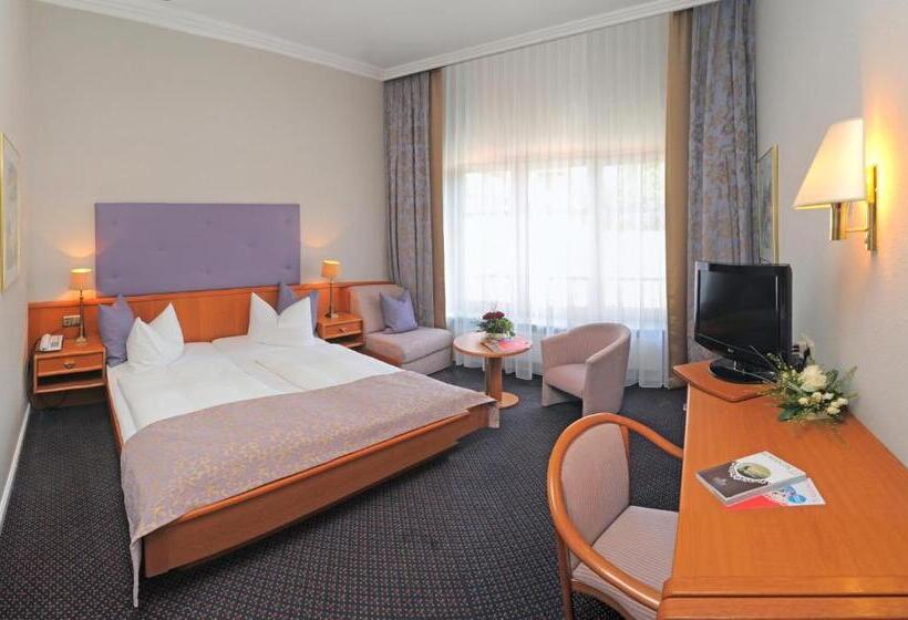 标准三人间, Romantik Hotel Schwanefeld & Spa