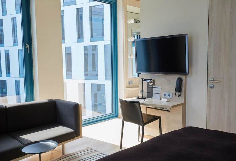 小型套房, Scandic Hamburg Emporio