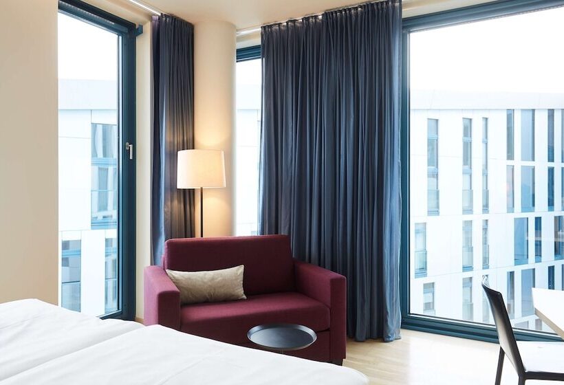 小型套房, Scandic Hamburg Emporio