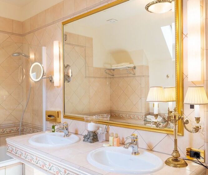 اتاق لوکس, Suter Palace Heritage Boutique